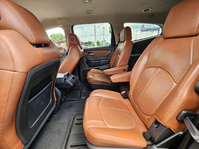 2017 Chevrolet Traverse 2LT