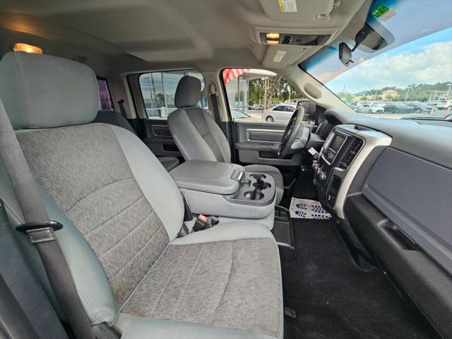 2018 Ram 1500 SLT Crew Cab 4x4 5'7" Box