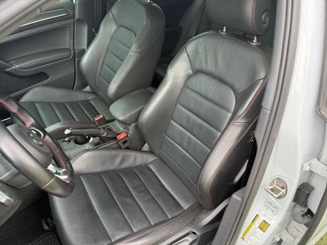 2018 Volkswagen Golf GTI 2.0T SE