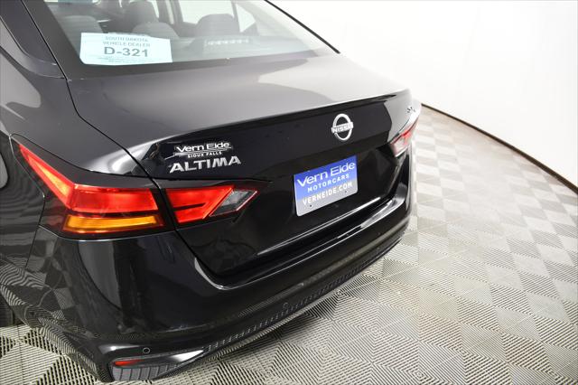 2024 Nissan Altima SV FWD