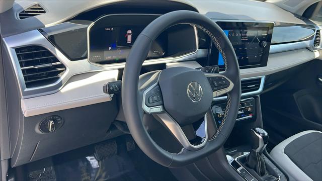 2026 Volkswagen Taos SE