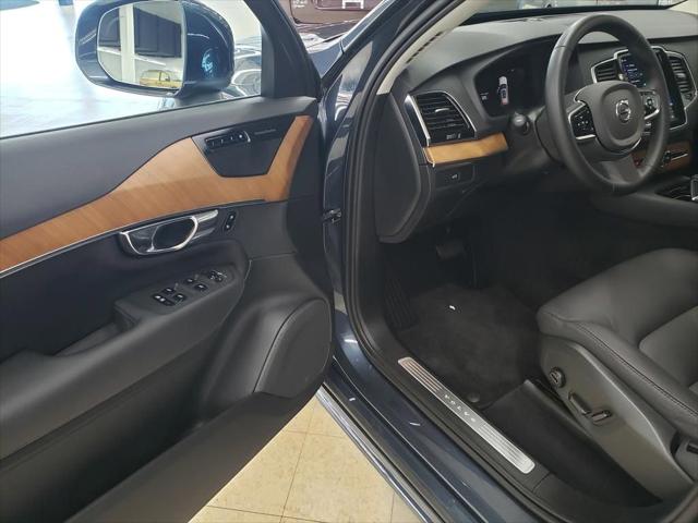 2024 Volvo XC90 B6 Plus Bright Theme 7-Seater