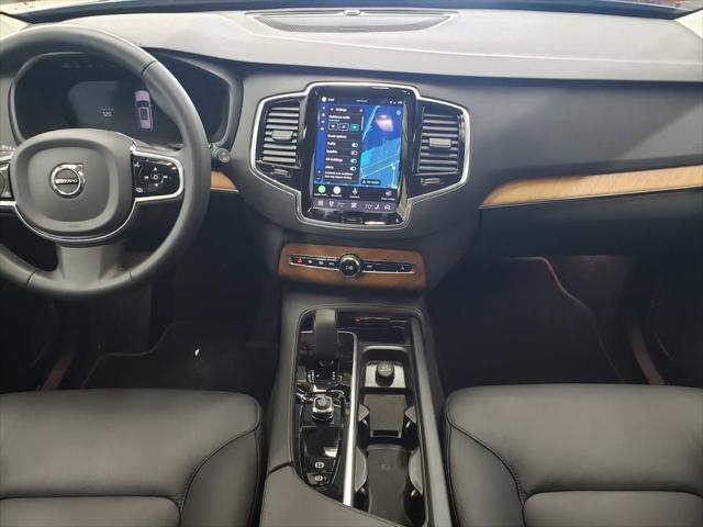 2024 Volvo XC90 B6 Plus Bright Theme 7-Seater