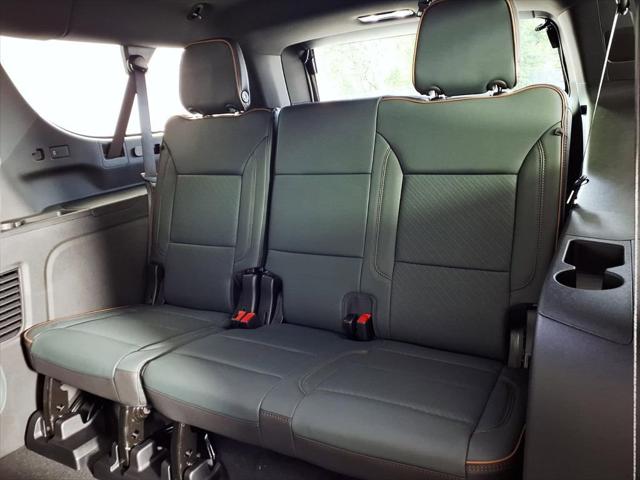 2026 GMC Yukon XL 4WD AT4