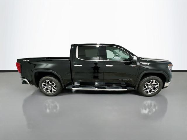 2026 GMC Sierra 1500 Crew Cab, Short Bed, SLT, 4WD