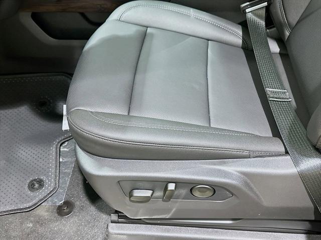 2026 GMC Sierra 1500 Crew Cab, Short Bed, SLT, 4WD