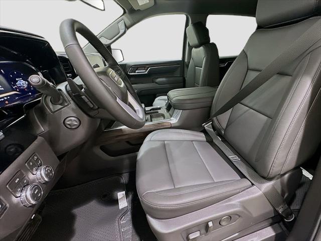 2026 GMC Sierra 1500 Crew Cab, Short Bed, SLT, 4WD