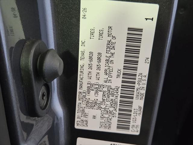 2026 Toyota Tundra Limited CrewMax 5.5' Bed