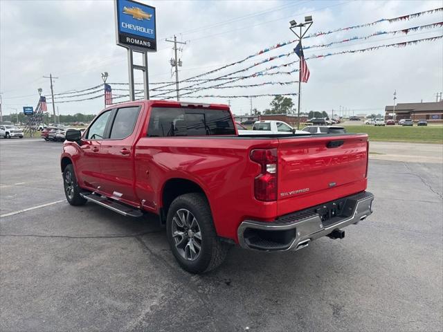 2026 Chevrolet Silverado 1500 4WD Crew Cab Standard Bed LT