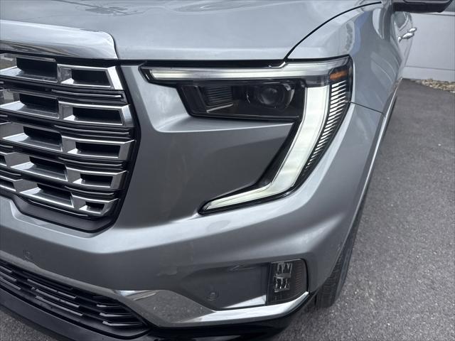 2026 GMC Acadia Denali AWD