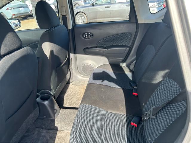 2015 Nissan Versa Note Unknown