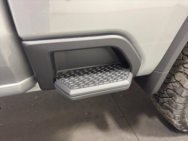 2026 Chevrolet Silverado 2500HD Crew Cab, Standard Bed, LTZ, 4WD