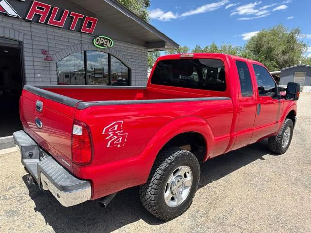 2015 Ford F-250 XLT Pickup 4D 6 3/4 ft