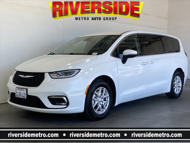 2023 Chrysler Pacifica Touring L for sale in Riverside, CA