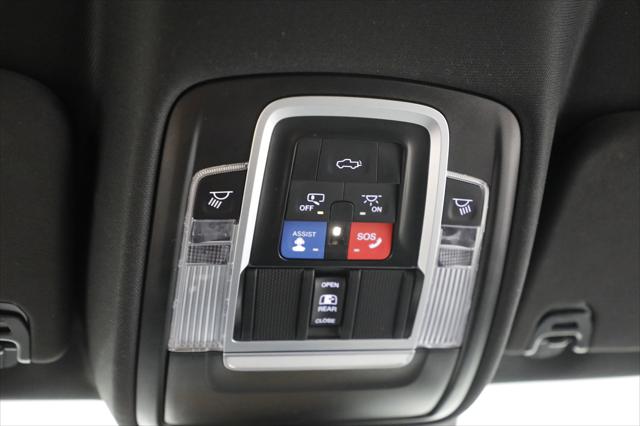 2022 Ram 1500 Laramie Crew Cab 4x4 5'7" Box