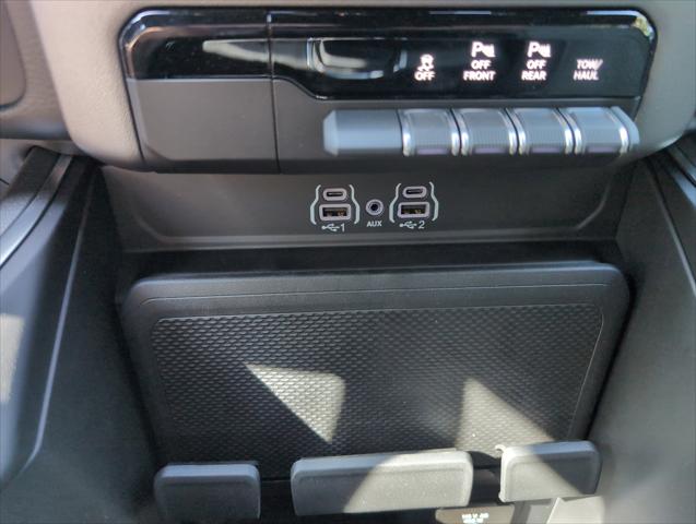 2026 Ram 1500 Big Horn Crew Cab 4x4 5'7" Box