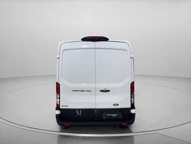 2026 Ford Transit Cargo Van T-350 148 Med Rf 9500 GVWR RWD