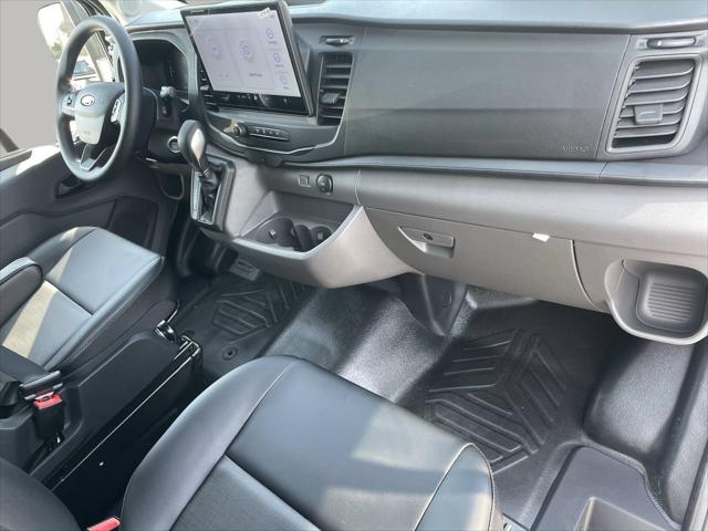 2026 Ford Transit Cargo Van T-350 148 Med Rf 9500 GVWR RWD