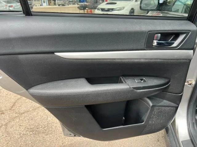 2010 Subaru Outback 2.5i Premium