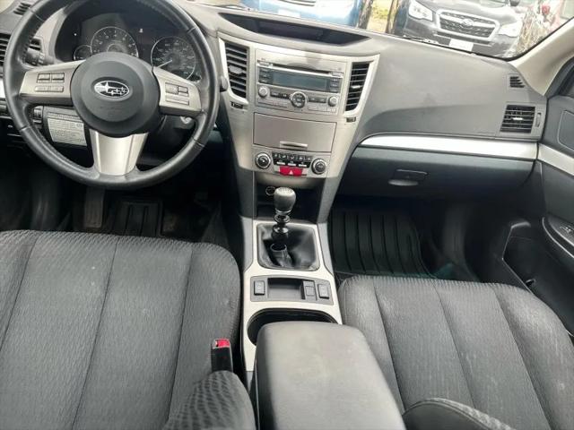 2010 Subaru Outback 2.5i Premium