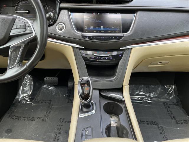 2018 Cadillac XT5 Premium Luxury