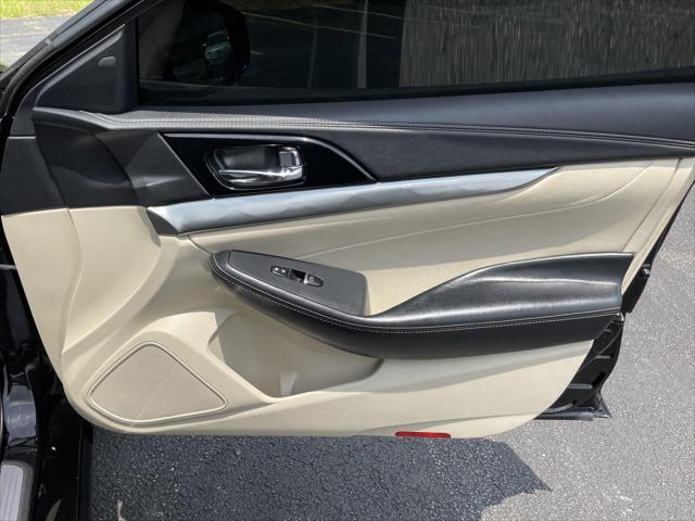 2022 Nissan Maxima SV Xtronic CVT