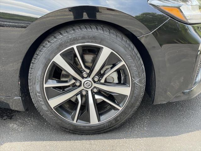 2022 Nissan Maxima SV Xtronic CVT