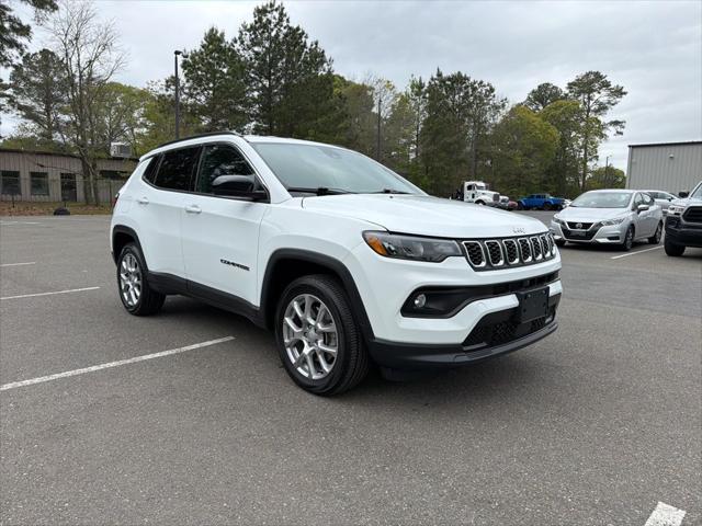 2024 Jeep Compass Latitude Lux FWD