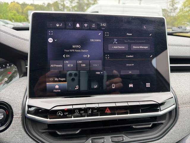 2024 Jeep Compass Latitude Lux FWD