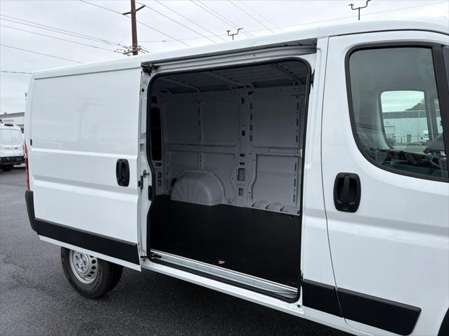 2025 Ram ProMaster Cargo Van Tradesman Low Roof 136" WB w/Pass Seat