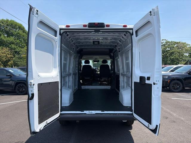 2026 Ram ProMaster 2500 Cargo Van Tradesman High Roof 159 WB w/Pass Seat
