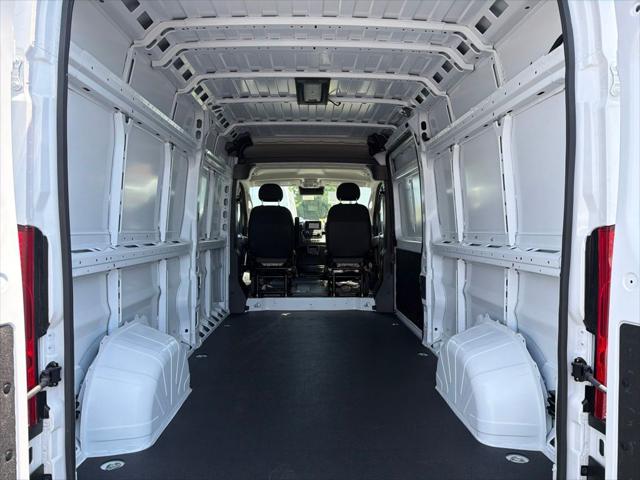 2026 Ram ProMaster 2500 Cargo Van Tradesman High Roof 159 WB w/Pass Seat