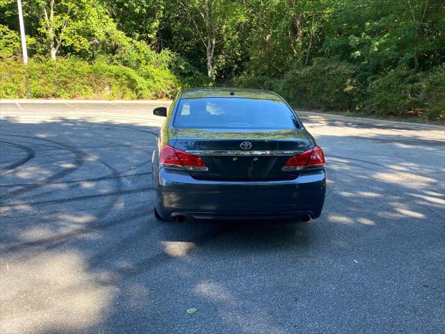 2012 Toyota Avalon Base 4dr Sedan