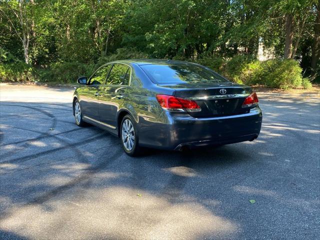 2012 Toyota Avalon Base 4dr Sedan