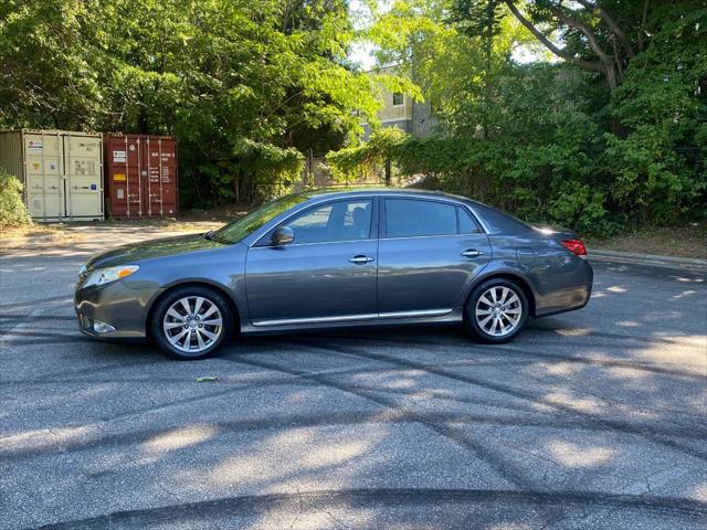 2012 Toyota Avalon Base 4dr Sedan