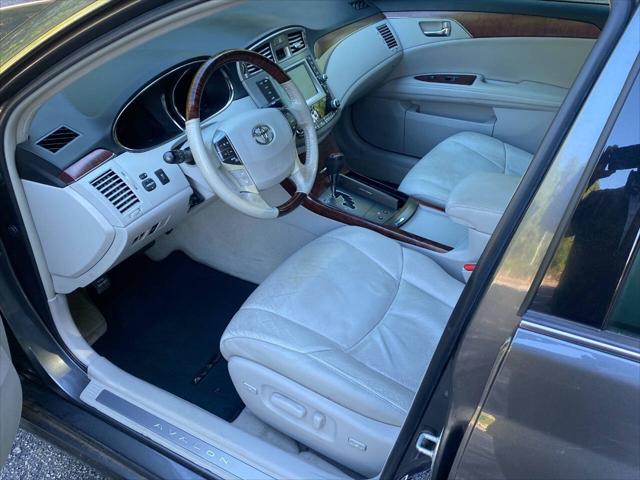 2012 Toyota Avalon Base 4dr Sedan