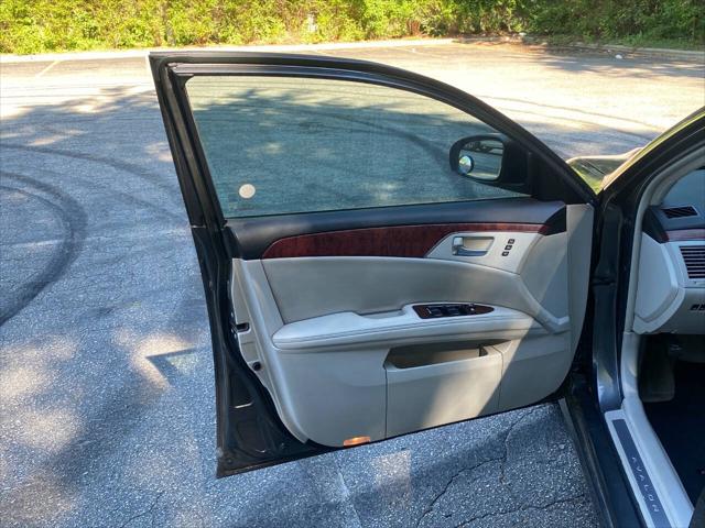 2012 Toyota Avalon Base 4dr Sedan
