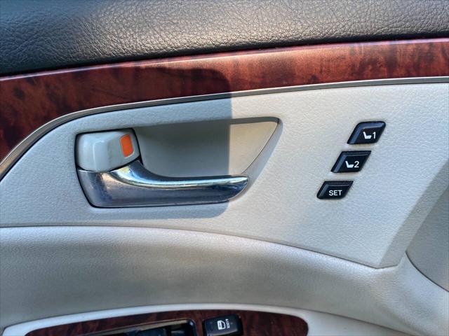 2012 Toyota Avalon Base 4dr Sedan