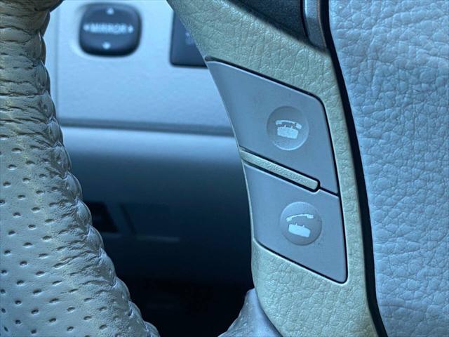 2012 Toyota Avalon Base 4dr Sedan