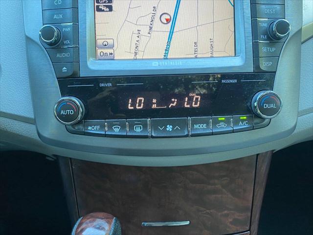 2012 Toyota Avalon Base 4dr Sedan