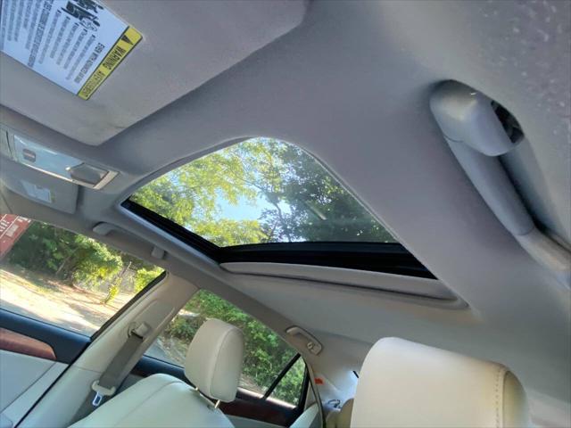 2012 Toyota Avalon Base 4dr Sedan