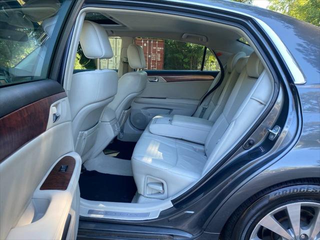 2012 Toyota Avalon Base 4dr Sedan