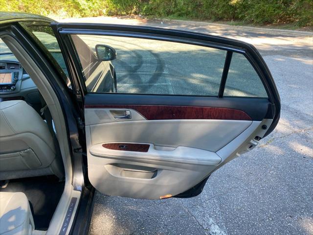 2012 Toyota Avalon Base 4dr Sedan