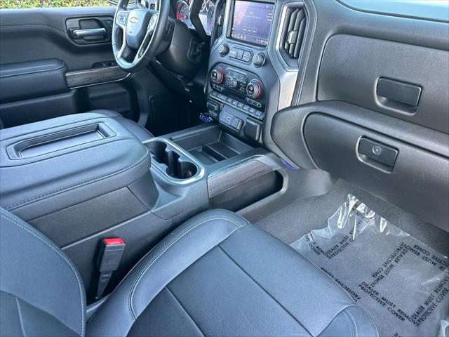 2022 Chevrolet Silverado 1500 4WD Crew Cab Short Bed LTZ