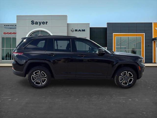 2024 Jeep Grand Cherokee Trailhawk