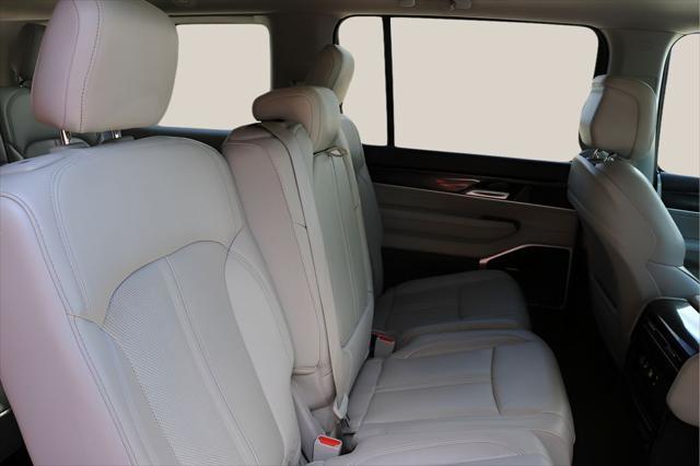 2024 Jeep Wagoneer Series I 4x2