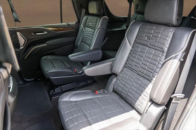 2023 Cadillac Escalade 4WD Sport Platinum