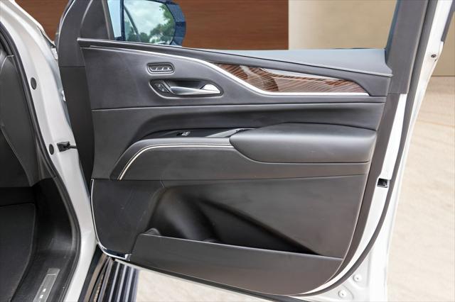 2023 Cadillac Escalade 4WD Sport Platinum