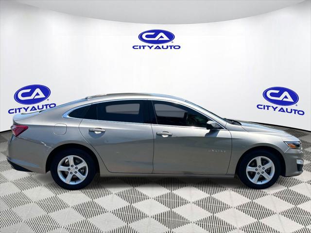 2022 Chevrolet Malibu FWD LT