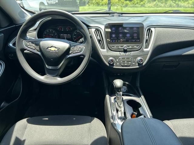 2022 Chevrolet Malibu FWD LT
